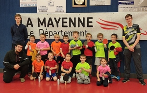 Photo de groupe de la journée des petits as à Mayenne le 30 Octobre 